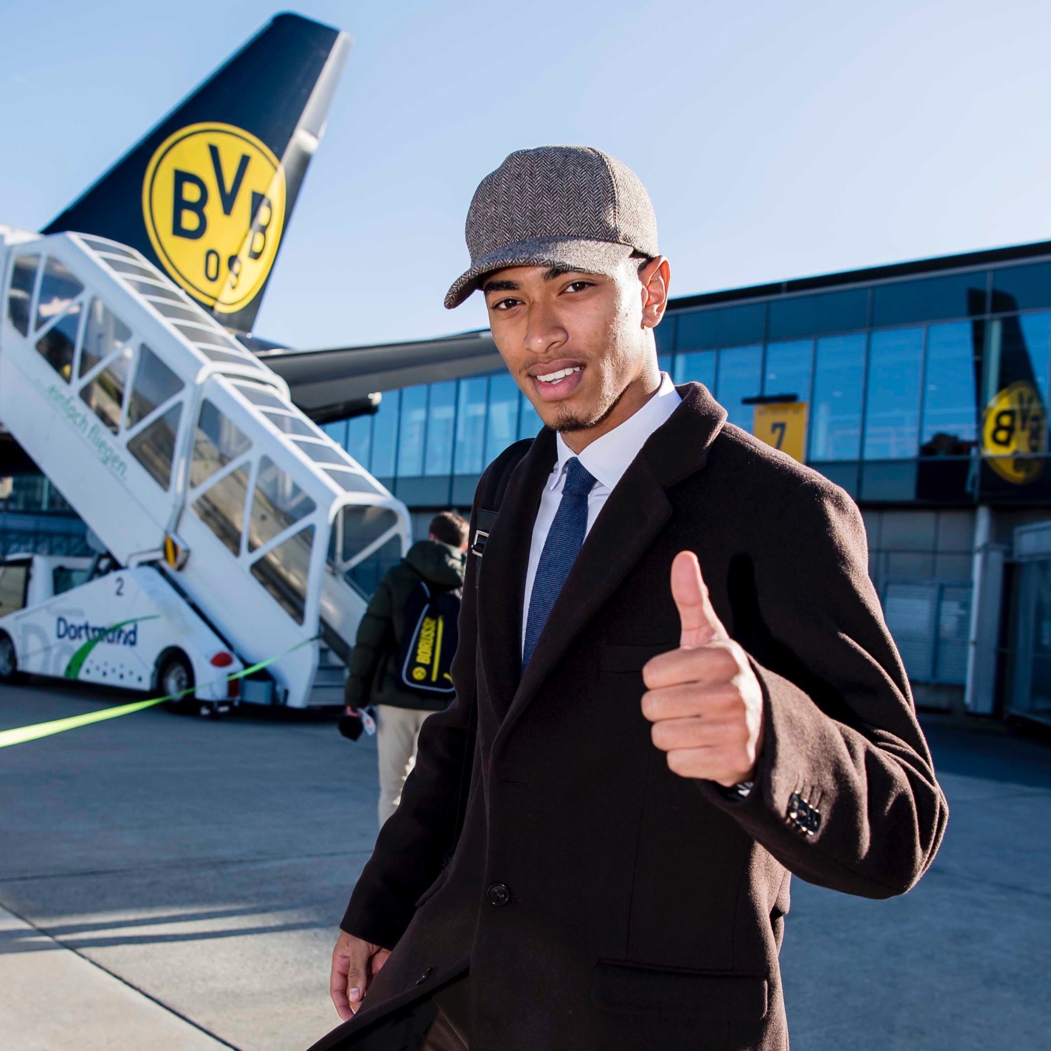 转折点！洛杉矶快船调整名单，德国杯转会期攻防权衡，管理层满意，轮换策略成焦点的简单介绍-开云官网首页